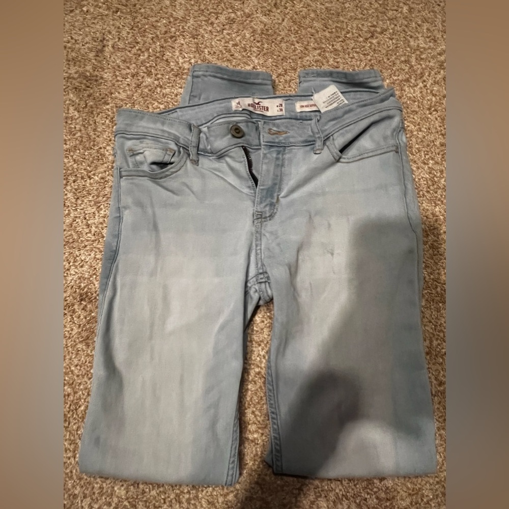 Hollister jeans
